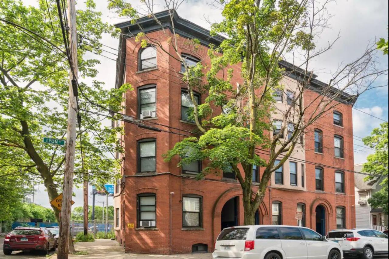 Lovely 2Br Apartment By Wooster Square- Great Neighborhood New Haven Εξωτερικό φωτογραφία